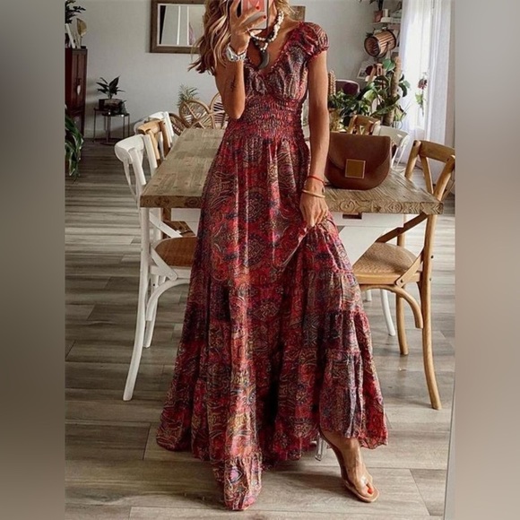 Full Size Paisley Print Cap Sleeve Maxi Dress Plus Size - Picture 1 of 3